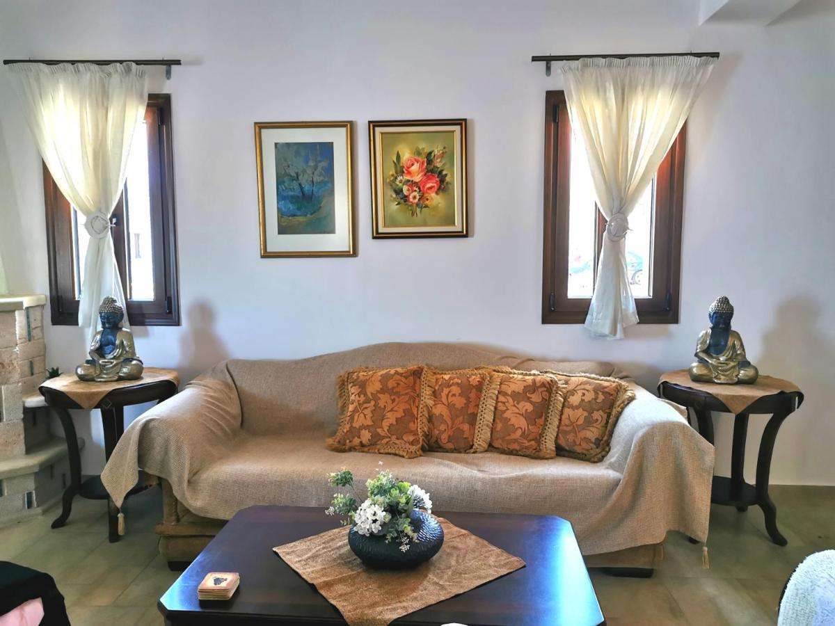 Athevillas Antonis Mína Exteriér fotografie