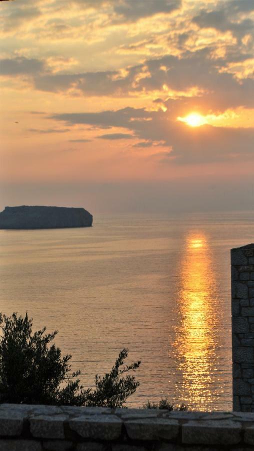 Athevillas Antonis Mína Exteriér fotografie